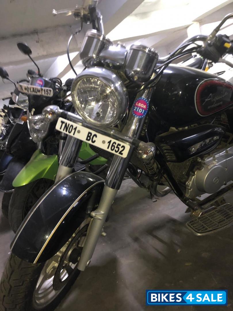 Black Hyosung Aquila GV250 Black Hyosung Aquila GV250