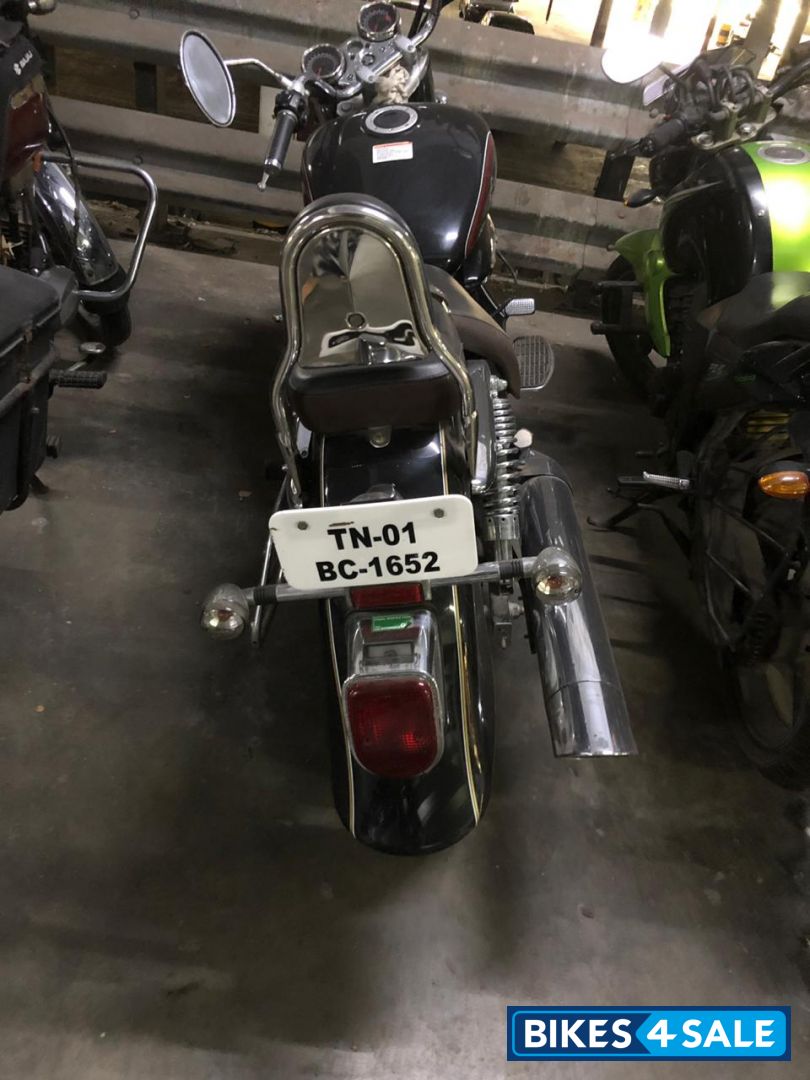 Black Hyosung Aquila GV250 Black Hyosung Aquila GV250