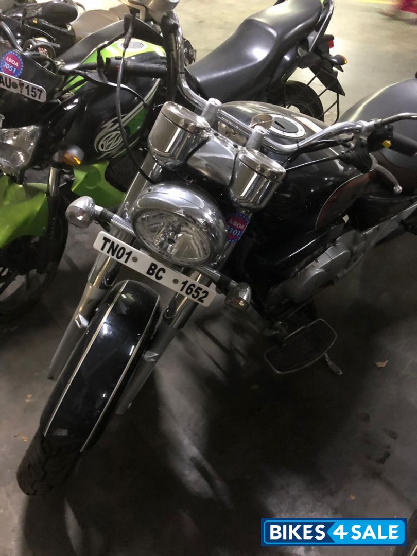 Black Hyosung Aquila GV250 Black Hyosung Aquila GV250