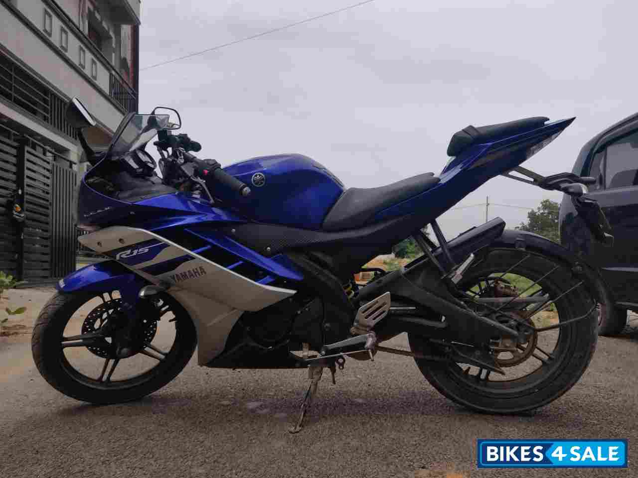 Yamaha YZF R15 V2