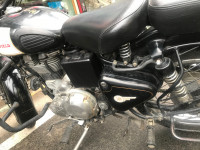 Black Royal Enfield Classic 500