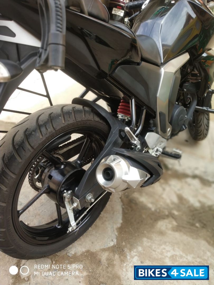 Yamaha FZ-S FI V2 Yamaha FZ-S FI V2