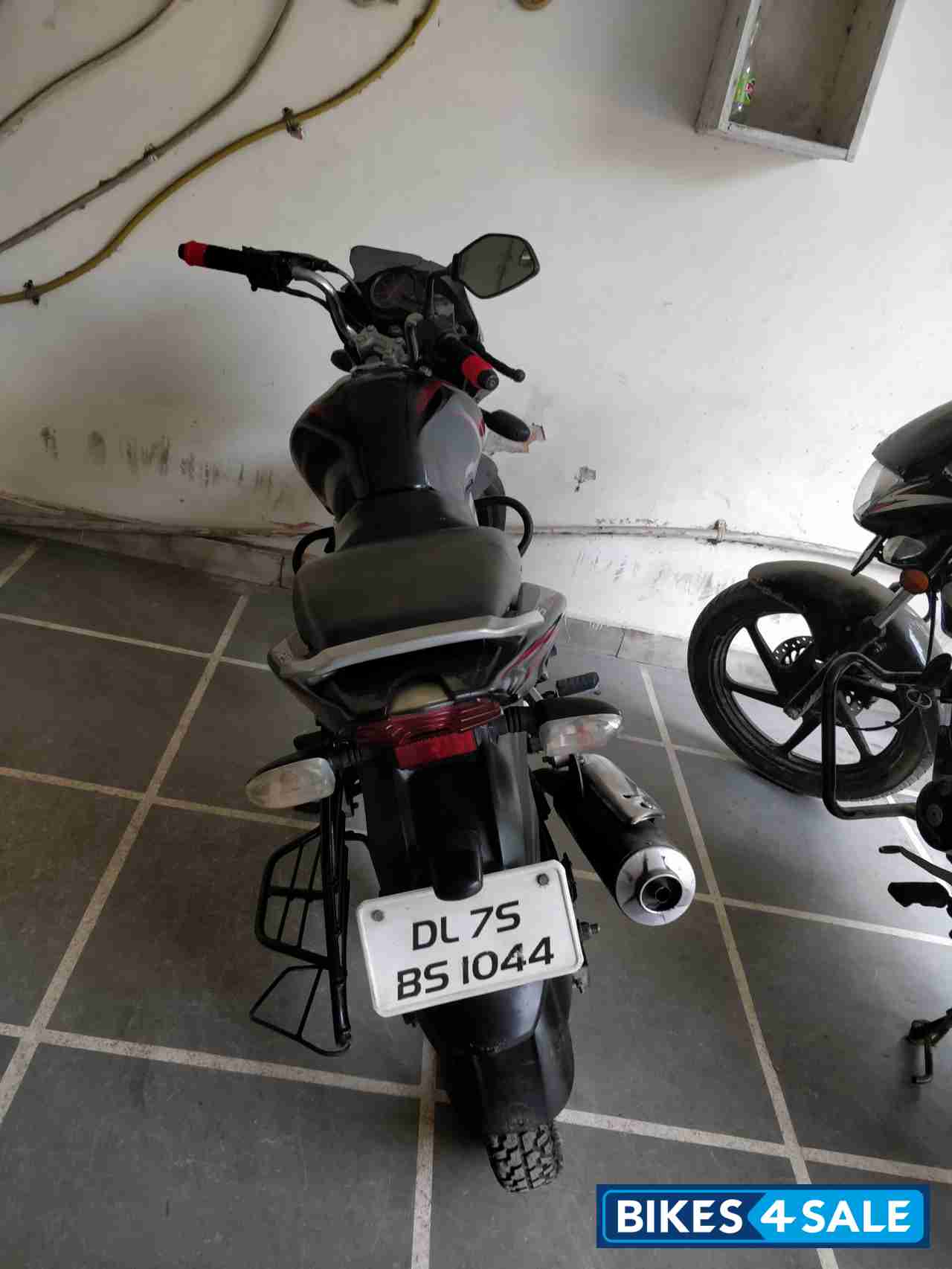 Bajaj Discover 125 ST
