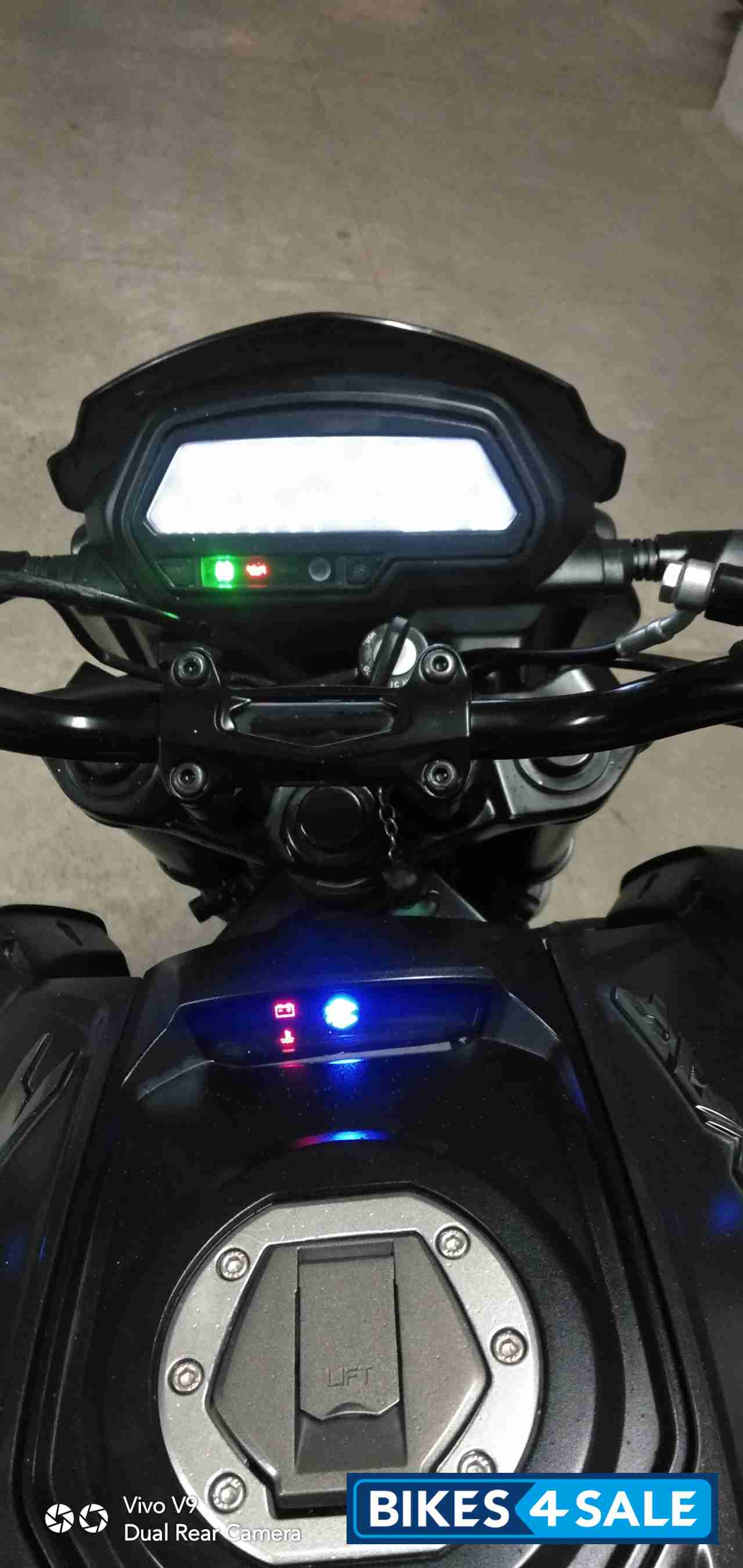 Matt Black Bajaj Dominar 400 ABS BS6 Matt Black Bajaj Dominar 400 ABS BS6