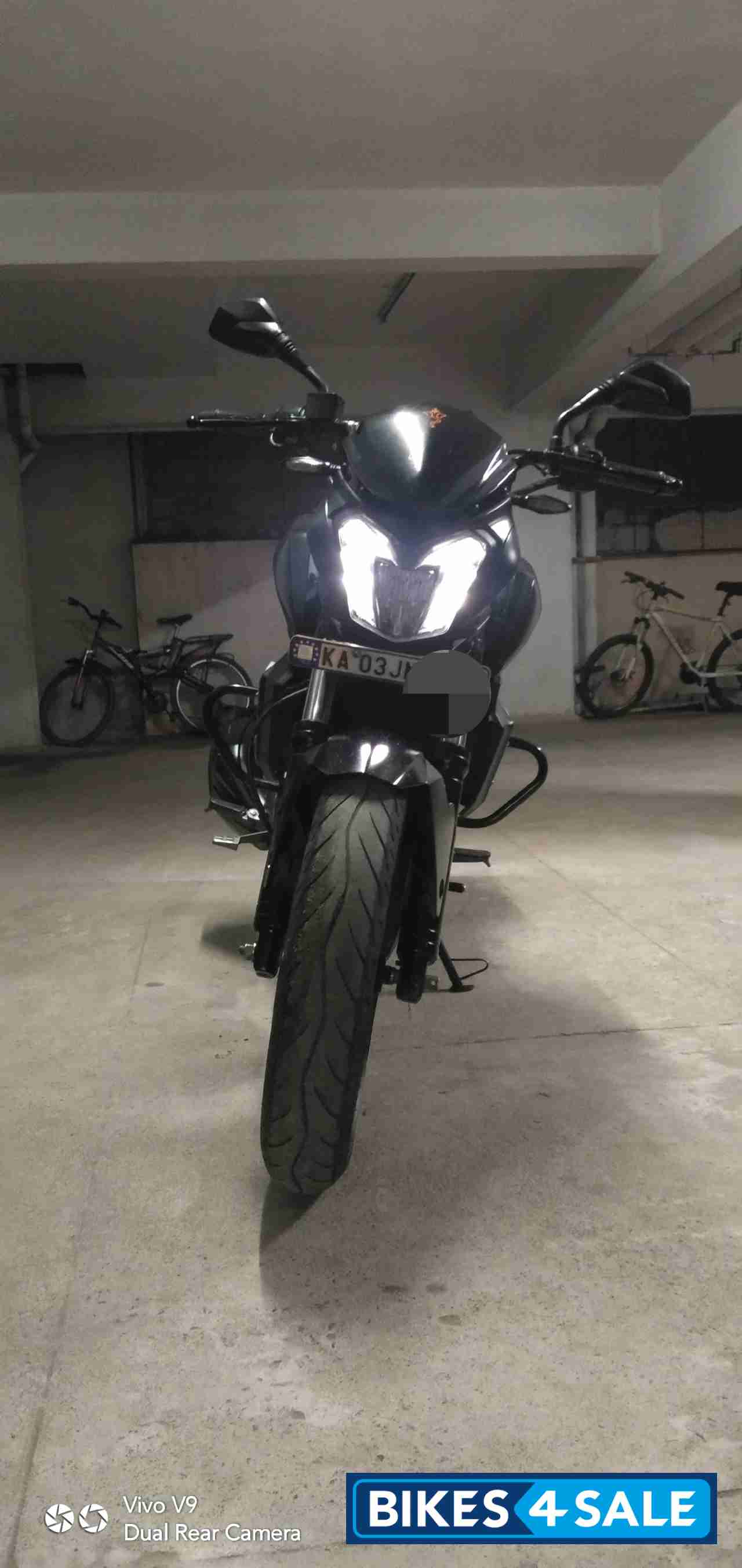 Matt Black Bajaj Dominar 400 ABS BS6 Matt Black Bajaj Dominar 400 ABS BS6