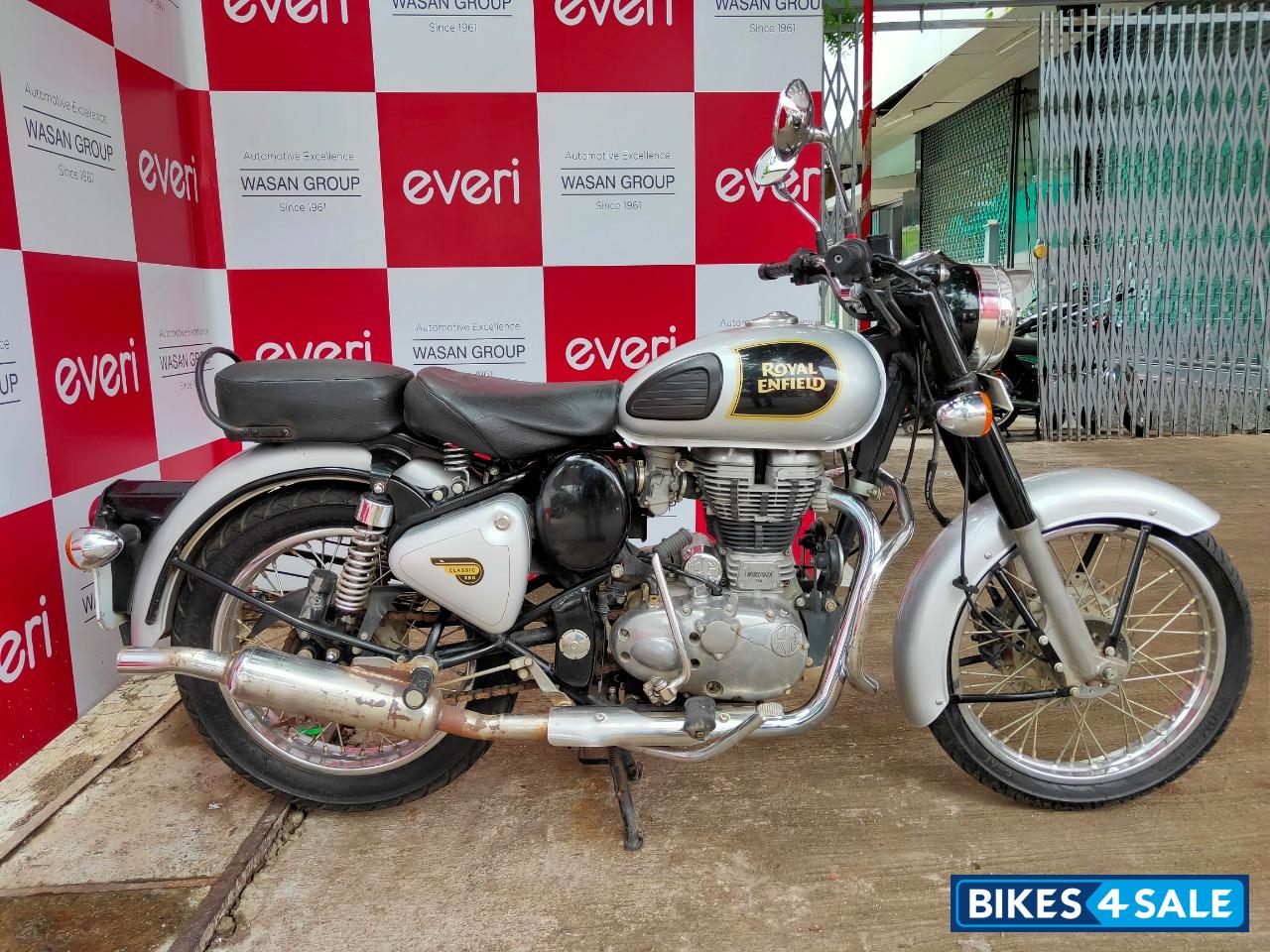 Royal Enfield Classic 350
