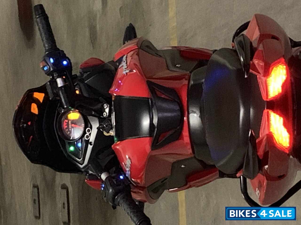 Red Bajaj Pulsar AS 150 Red Bajaj Pulsar AS 150