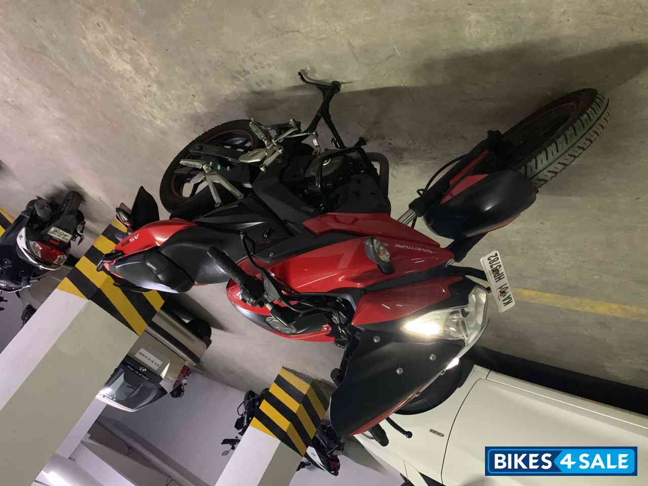 Red Bajaj Pulsar AS 150 Red Bajaj Pulsar AS 150