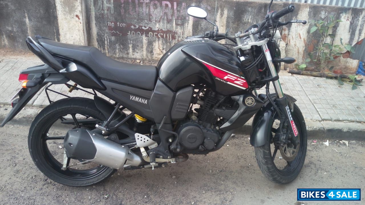 Yamaha FZ