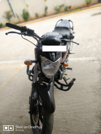 Black Yamaha FZ16