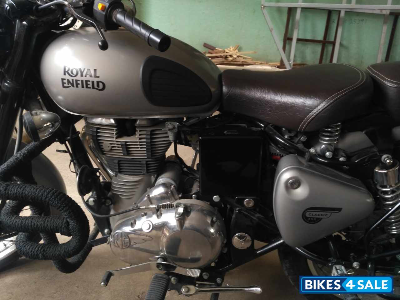 Gray Royal Enfield Classic Gunmetal Grey