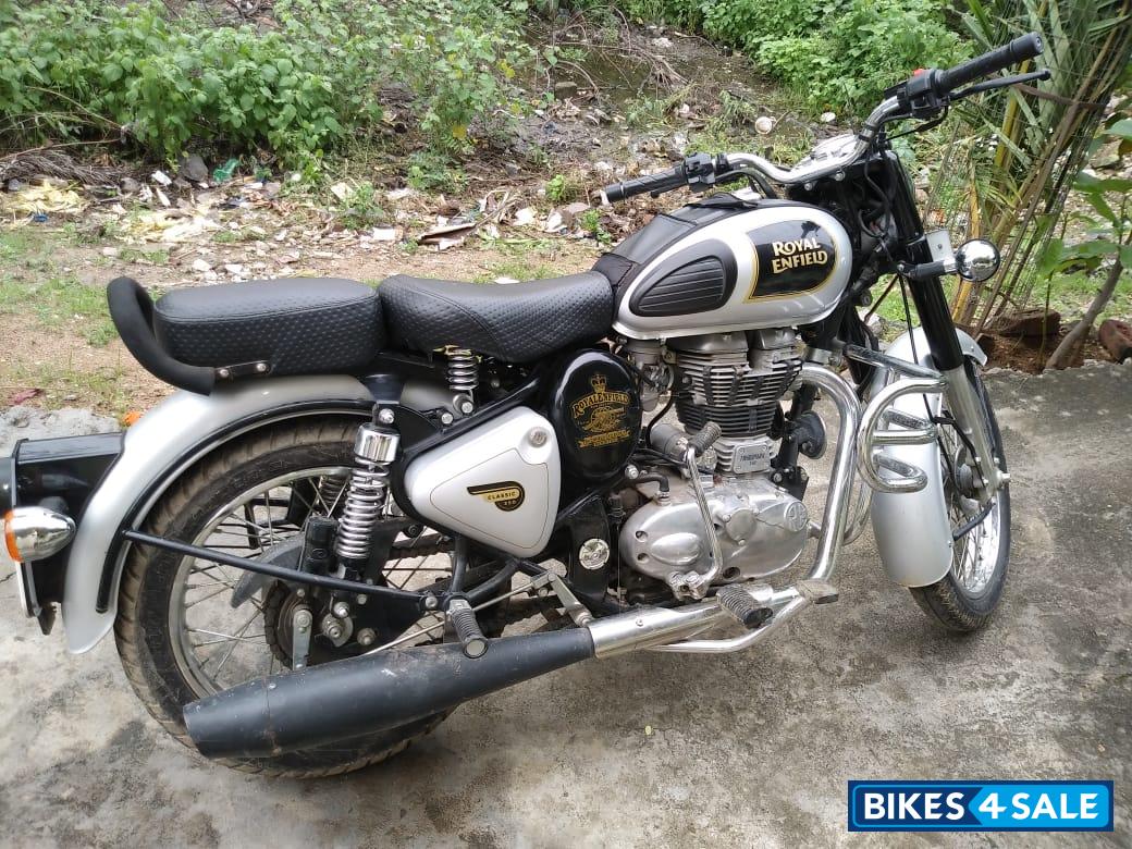 Silver Royal Enfield Classic 350
