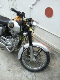 Silver Royal Enfield Classic 350
