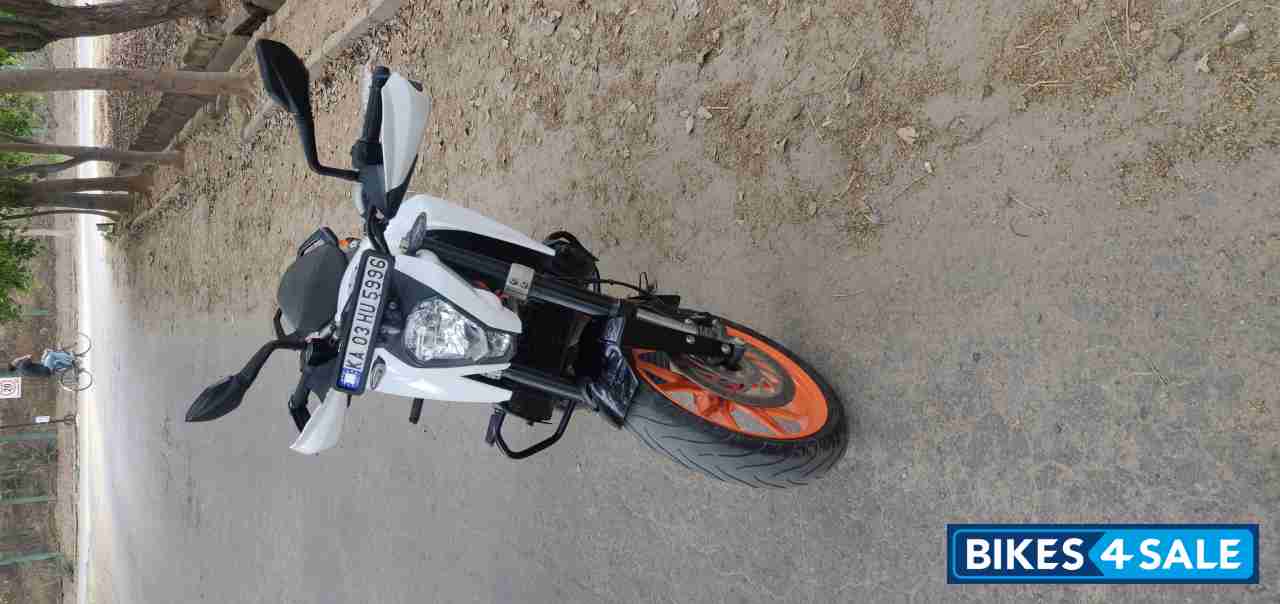 White KTM Duke 390