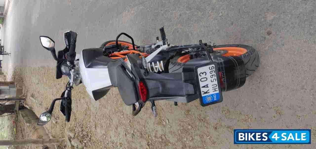 White KTM Duke 390