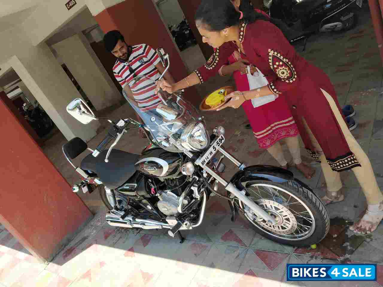 Bajaj Avenger Cruise 220