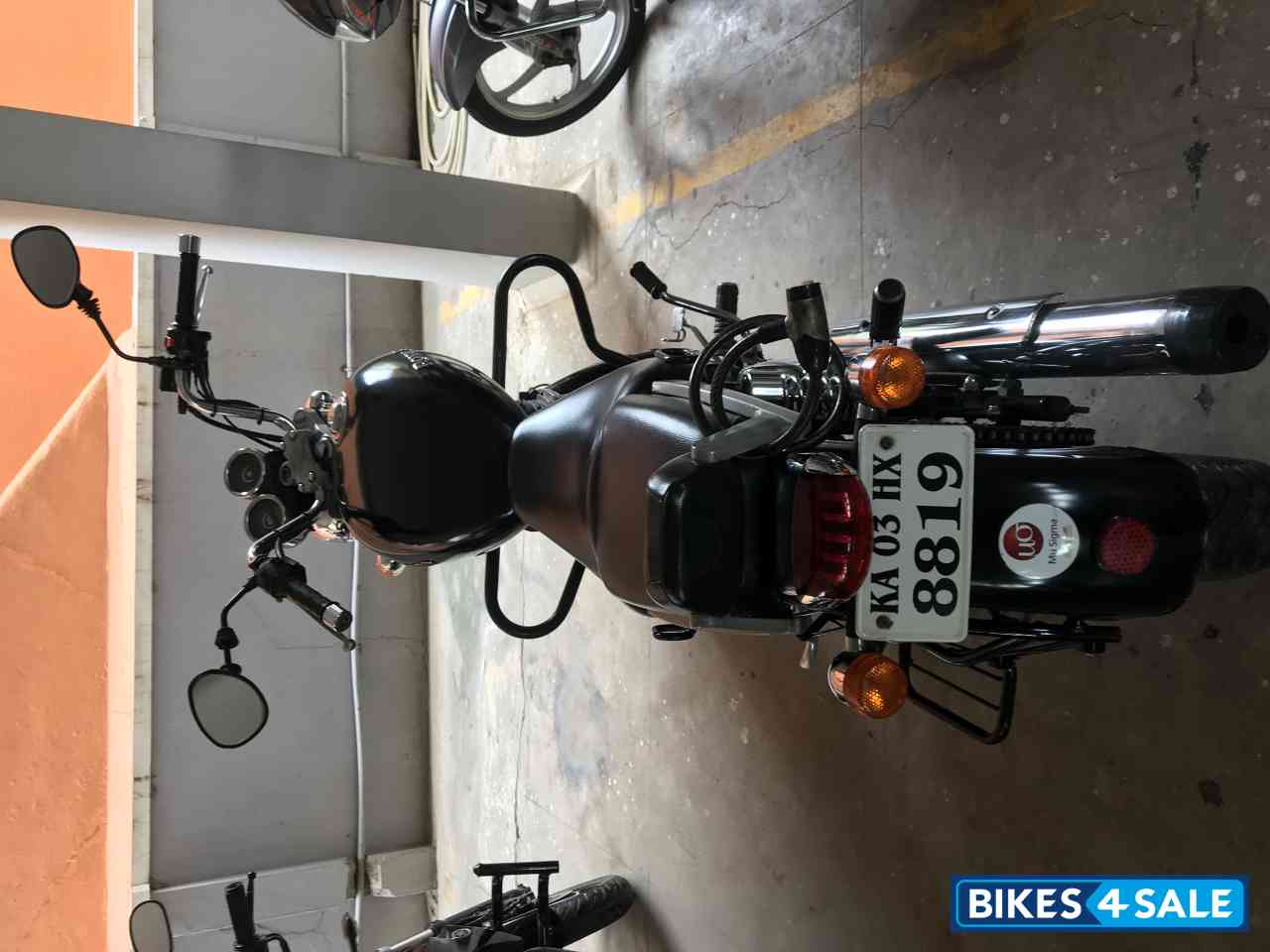 Stone Black Royal Enfield Thunderbird 350 Stone Black Royal Enfield Thunderbird 350