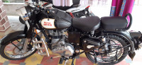 Black Royal Enfield Classic 350