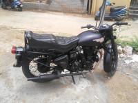Black Royal Enfield Bullet Standard 350