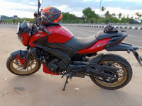 Red Bajaj Dominar 400 Disc