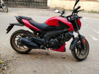Red Bajaj Dominar 400 Disc