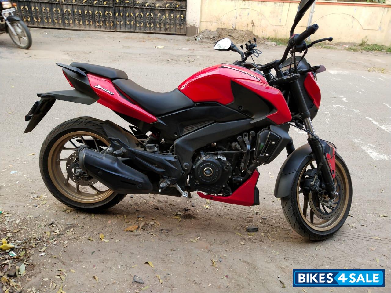 Red Bajaj Dominar 400 Disc Red Bajaj Dominar 400 Disc