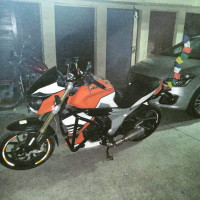 Mahindra Mojo XT 300