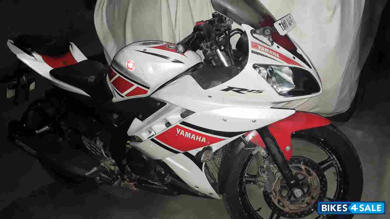 Yamaha YZF R15 V2