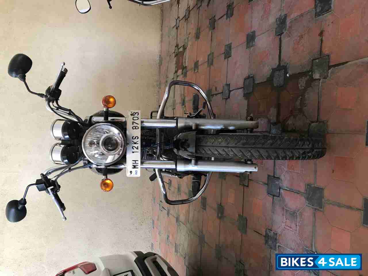 Moonlight Black Royal Enfield Thunderbird TwinSpark 350 Moonlight Black Royal Enfield Thunderbird TwinSpark 350