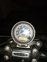 Bajaj Avenger Street 220