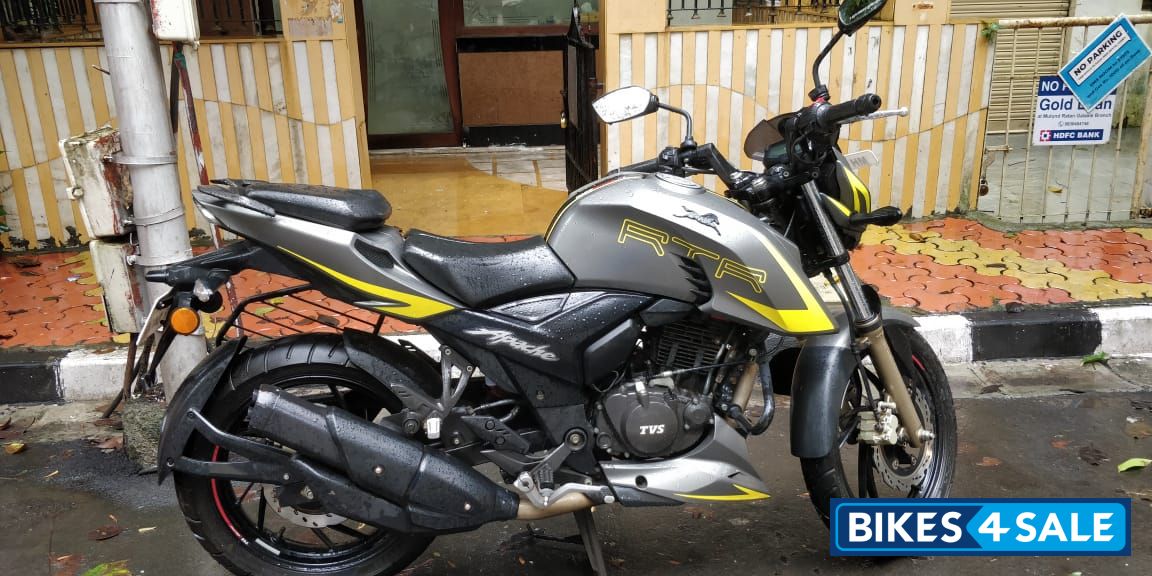 TVS Apache RTR 200 Fi 4V Race Edition 2.0