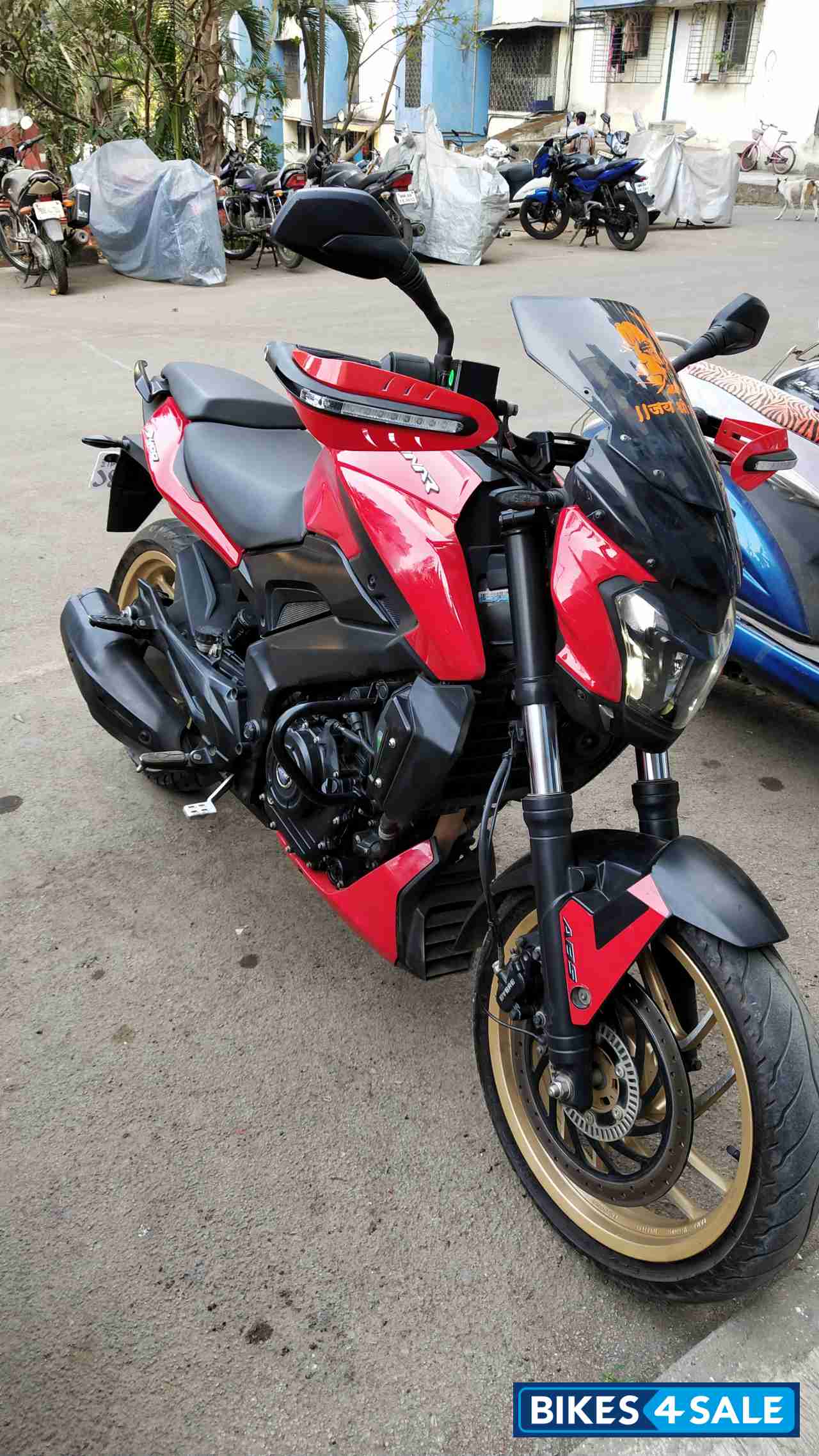 Bajaj Dominar 400 Disc