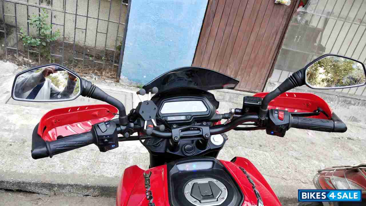 Bajaj Dominar 400 Disc