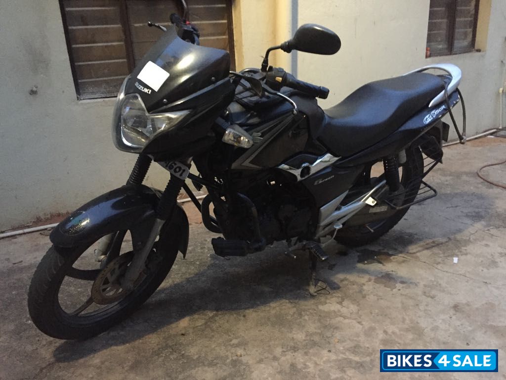 Suzuki GS 150R