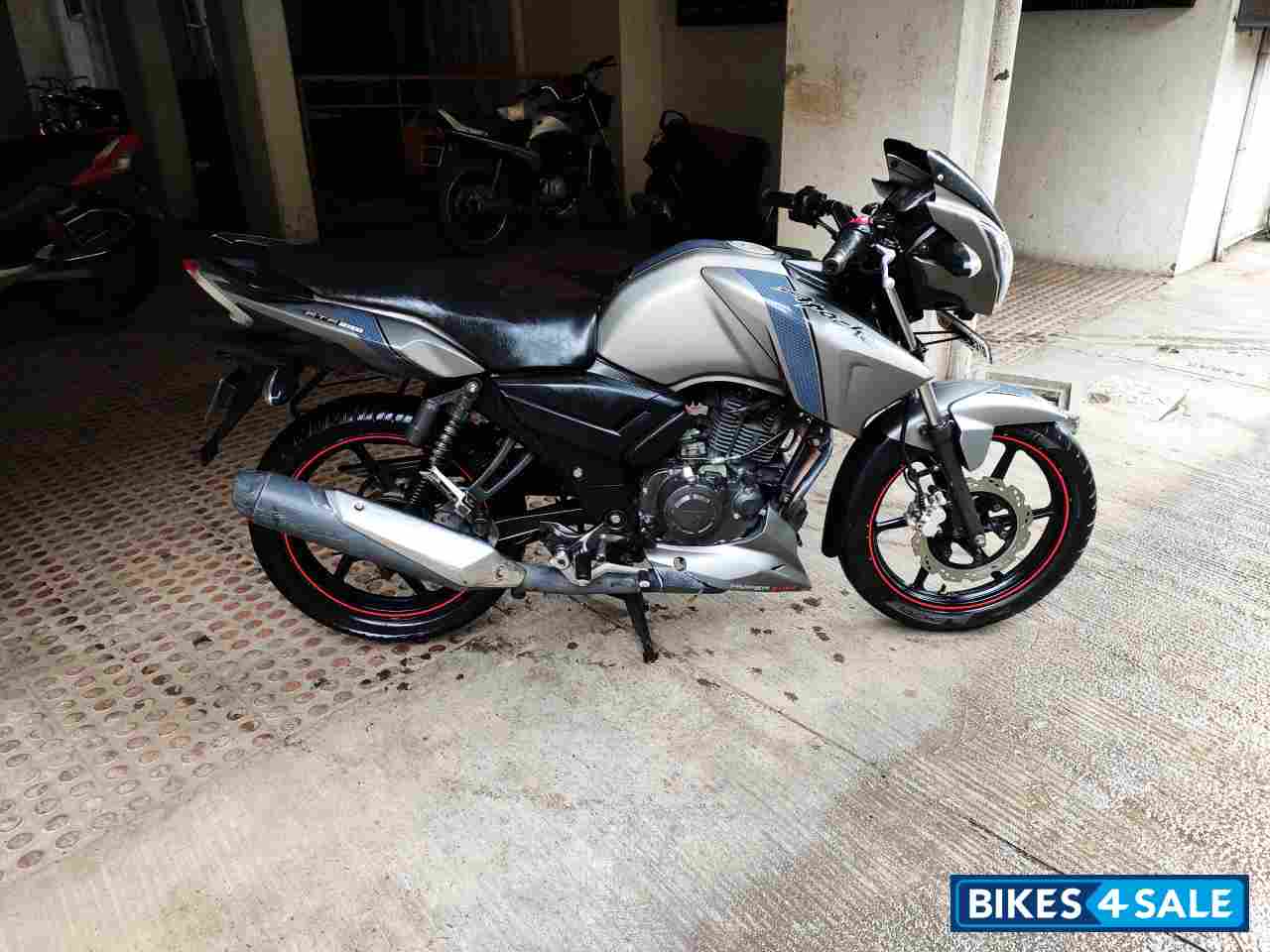 Matgrey TVS Apache RTR 160