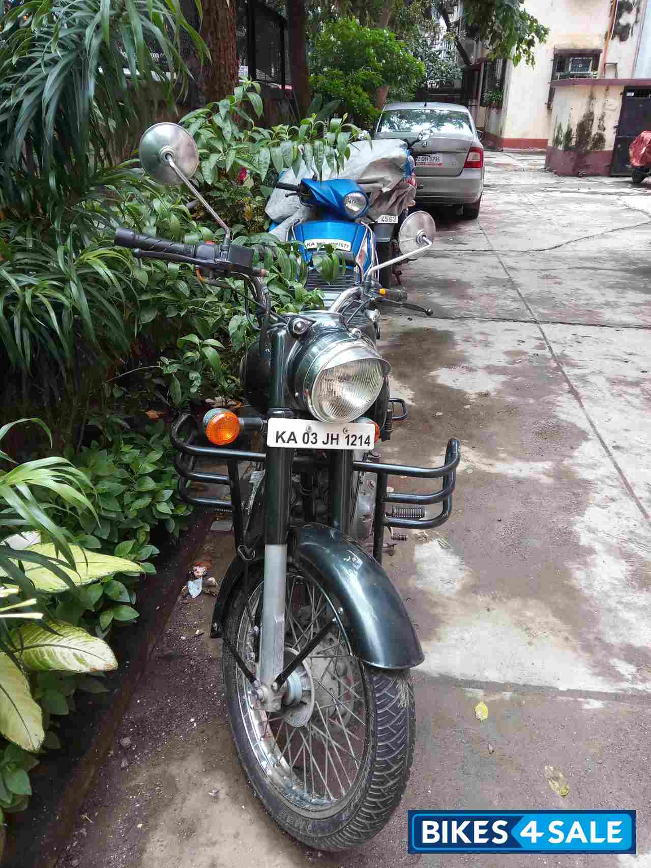 Forest Green Royal Enfield Bullet Standard 500