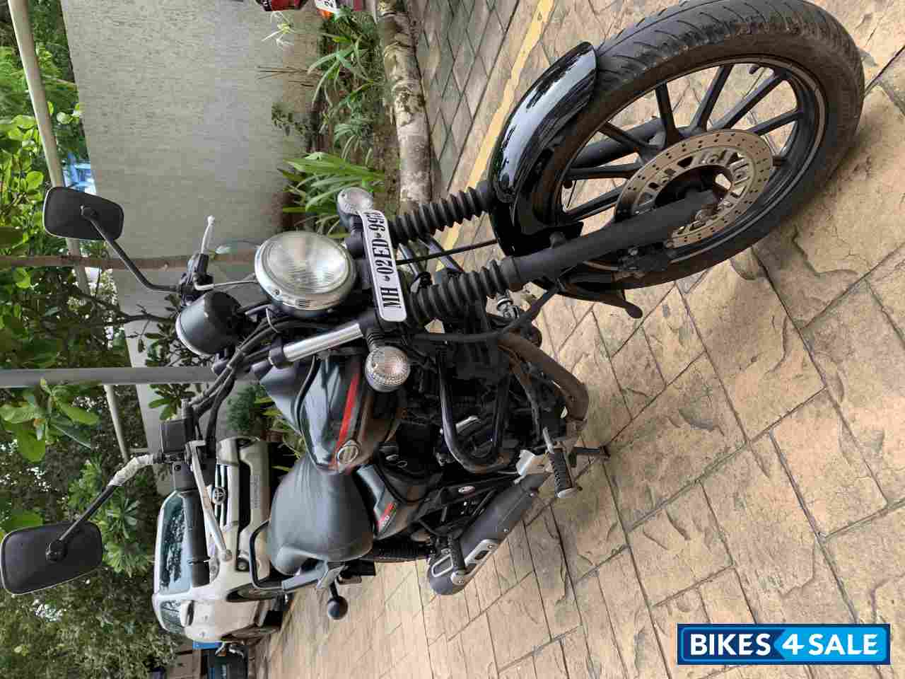 Bajaj Avenger Street 220