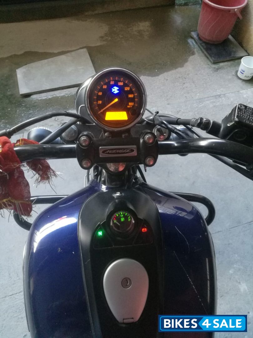 Bajaj Avenger Street 150