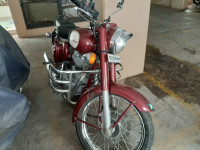 Marron Royal Enfield Classic 500