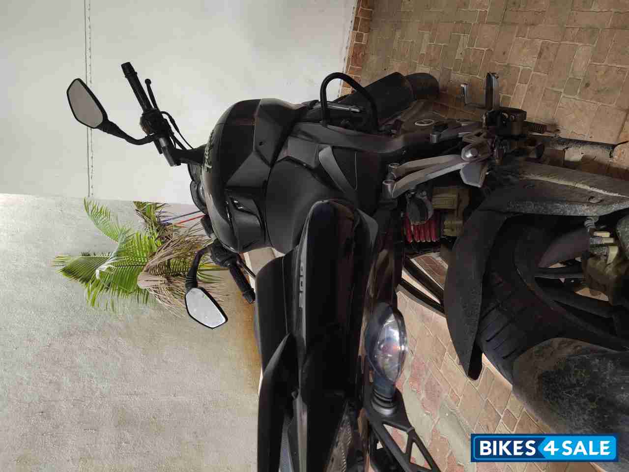 Bajaj Pulsar 200 NS Bajaj Pulsar 200 NS