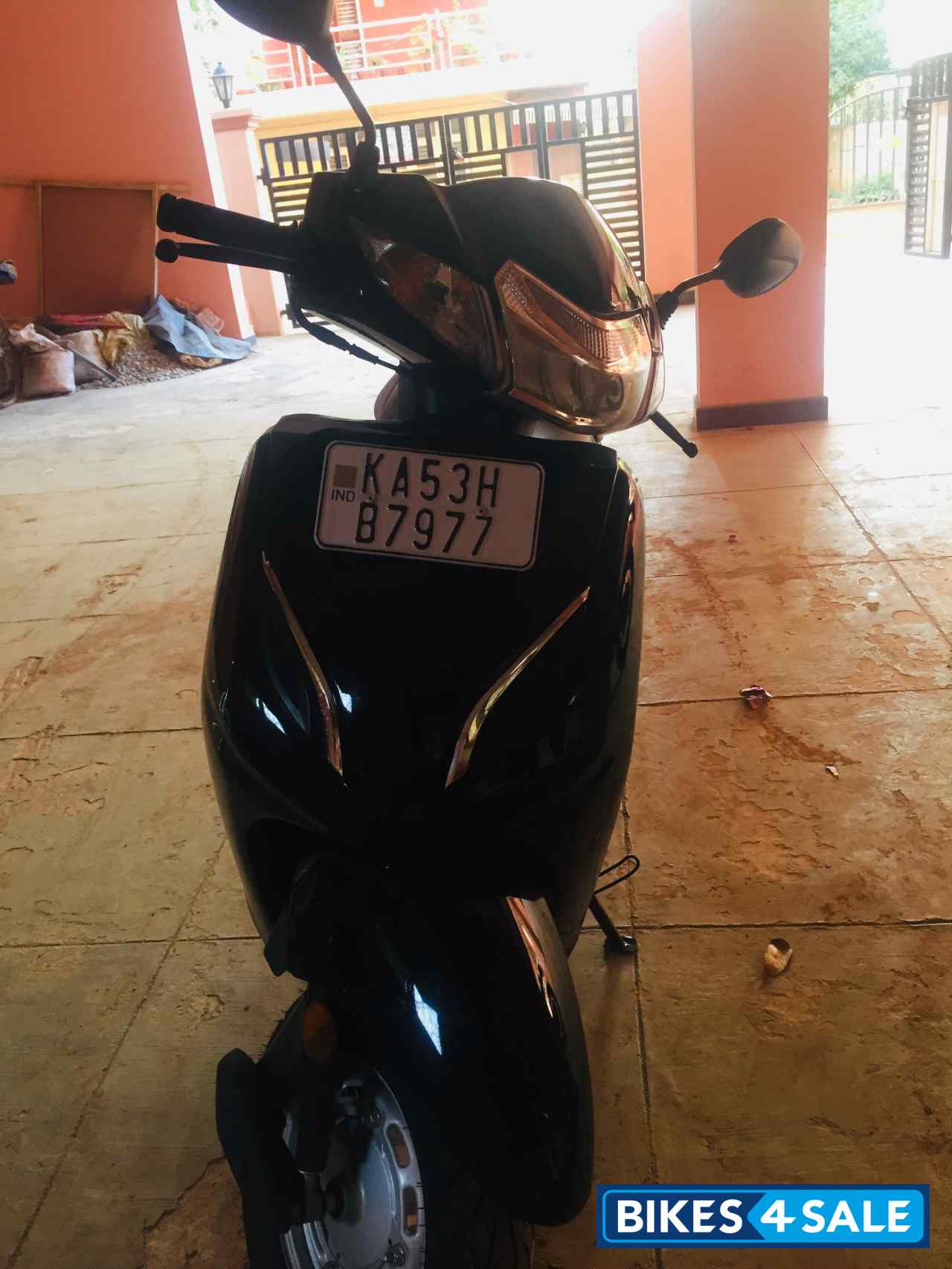 Black Honda Activa 5G