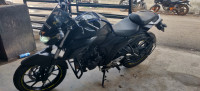 Yamaha FZ25