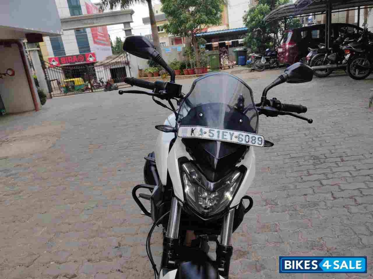 Bajaj Dominar 400 Bajaj Dominar 400
