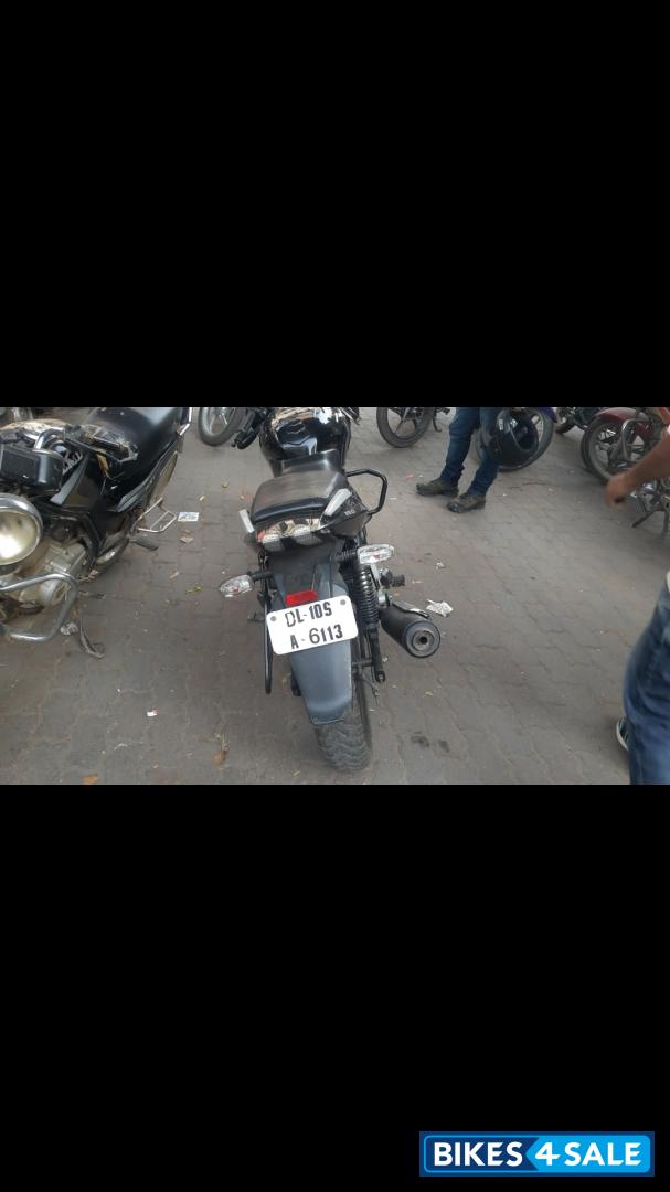 Black Bajaj Pulsar 180 DTSi
