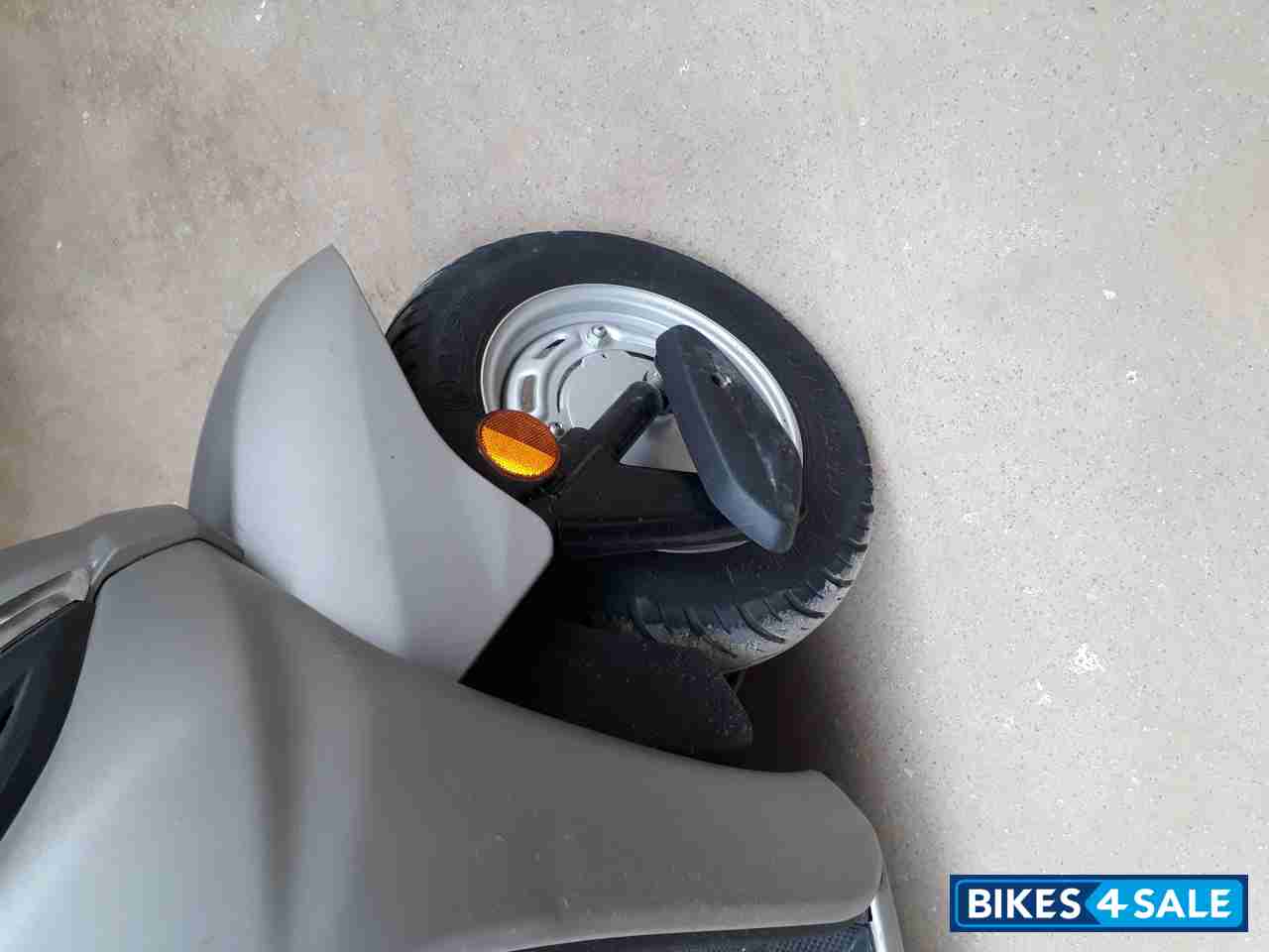 Matte Selene Silver Metallic Honda Activa 5G Matte Selene Silver Metallic Honda Activa 5G