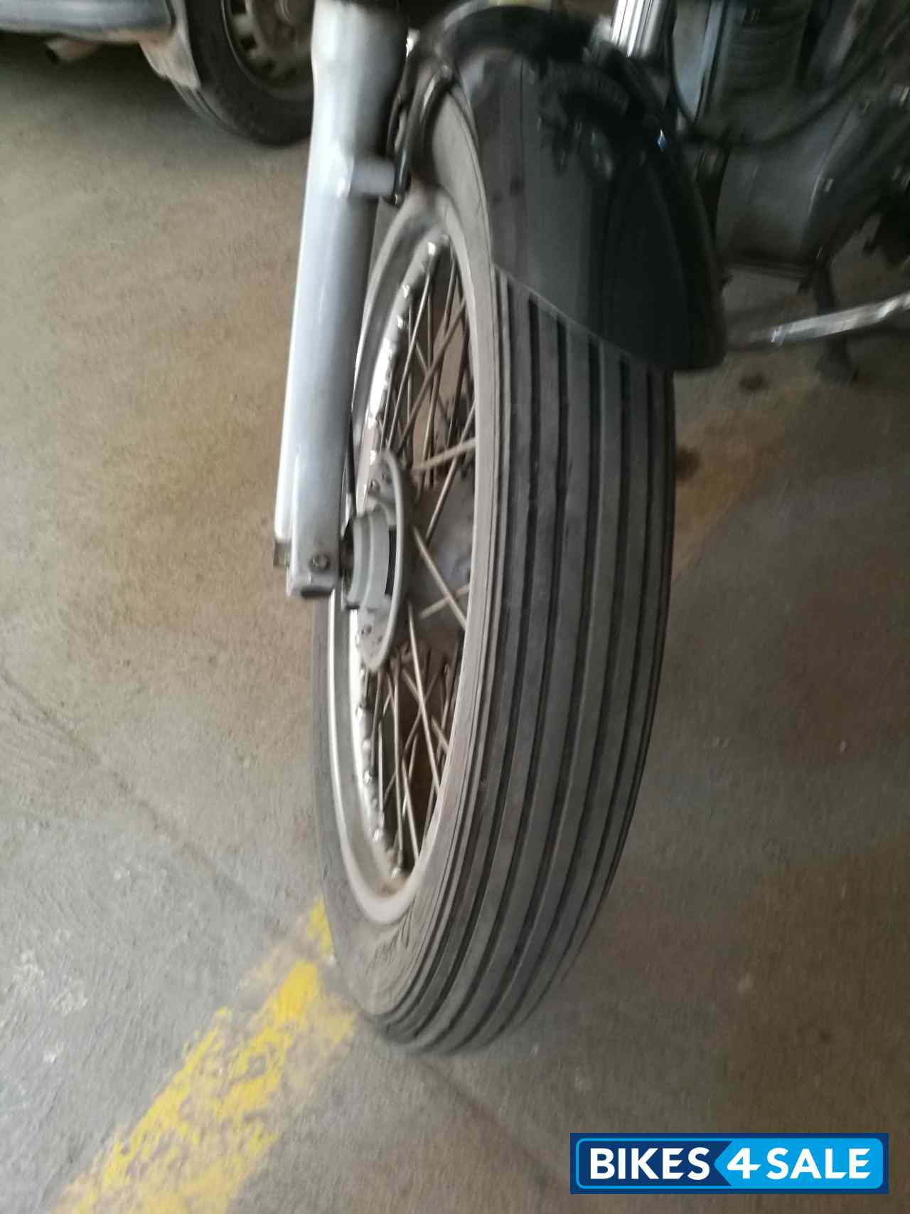 Royal Enfield Thunderbird TwinSpark 350 Royal Enfield Thunderbird TwinSpark 350