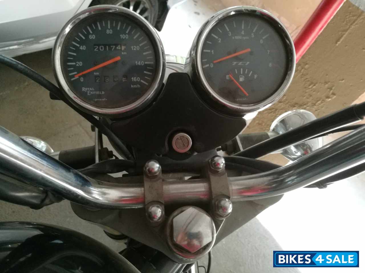 Royal Enfield Thunderbird TwinSpark 350 Royal Enfield Thunderbird TwinSpark 350