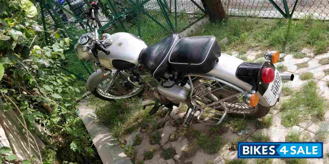 Royal Enfield Classic 350