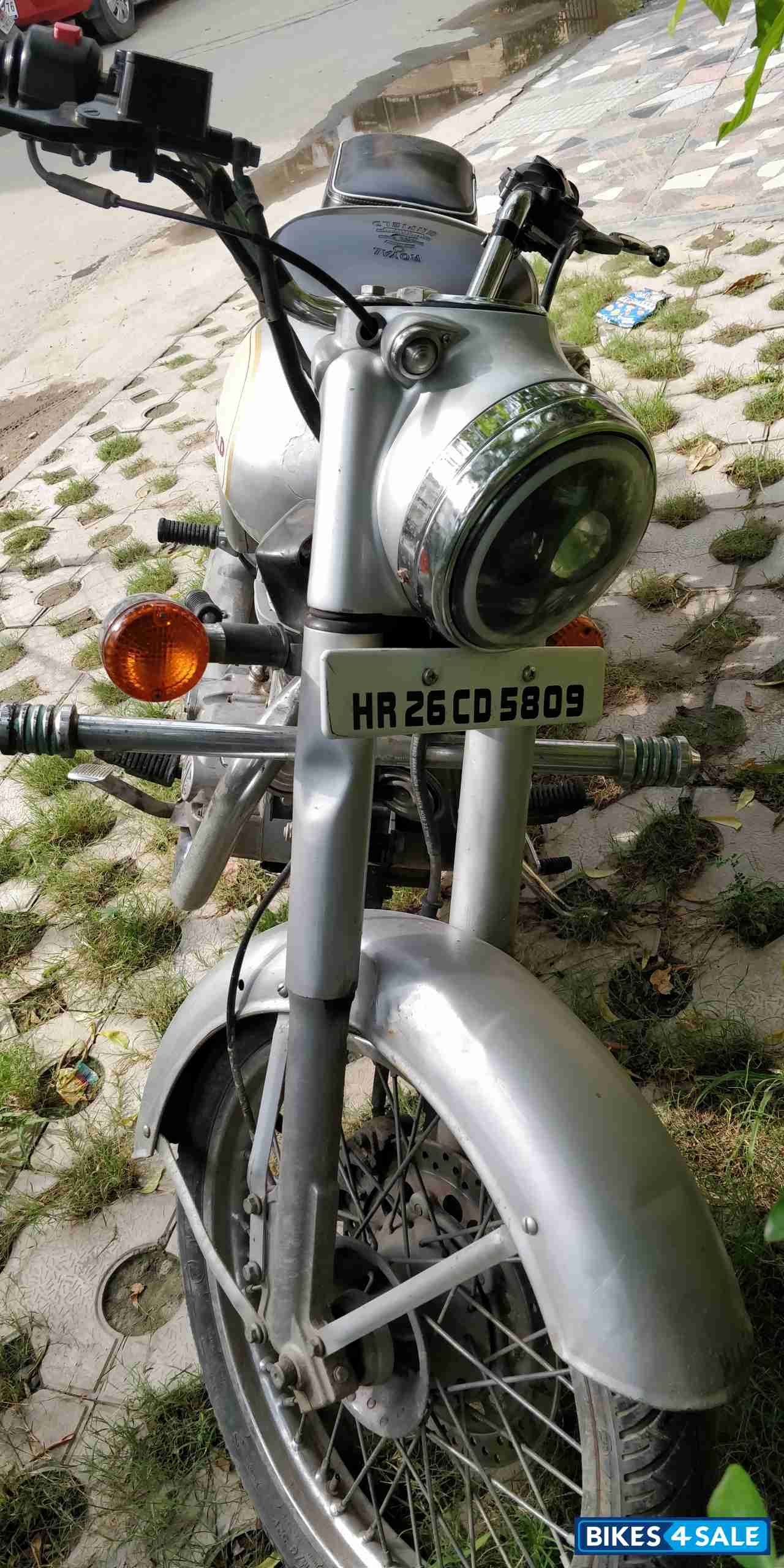 Royal Enfield Classic 350