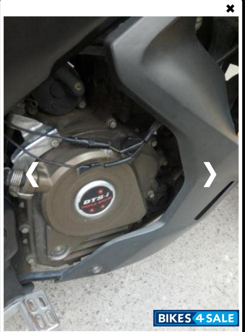 Yellow Bajaj Pulsar RS 200 ABS